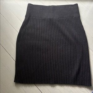 NakedCashmere Sirena 100% Cashmere Ribbed Skirt - Black in size xs